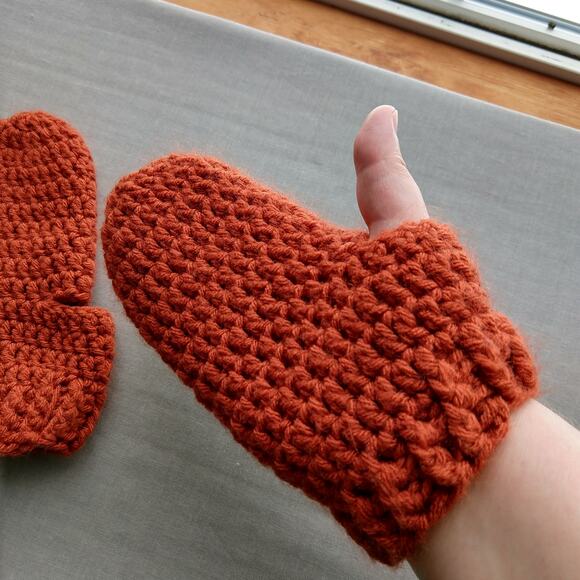 Pumpkin Spice Crochet Thumbless Mittens adult sized warm winter phone addiction - Picture 2 of 9